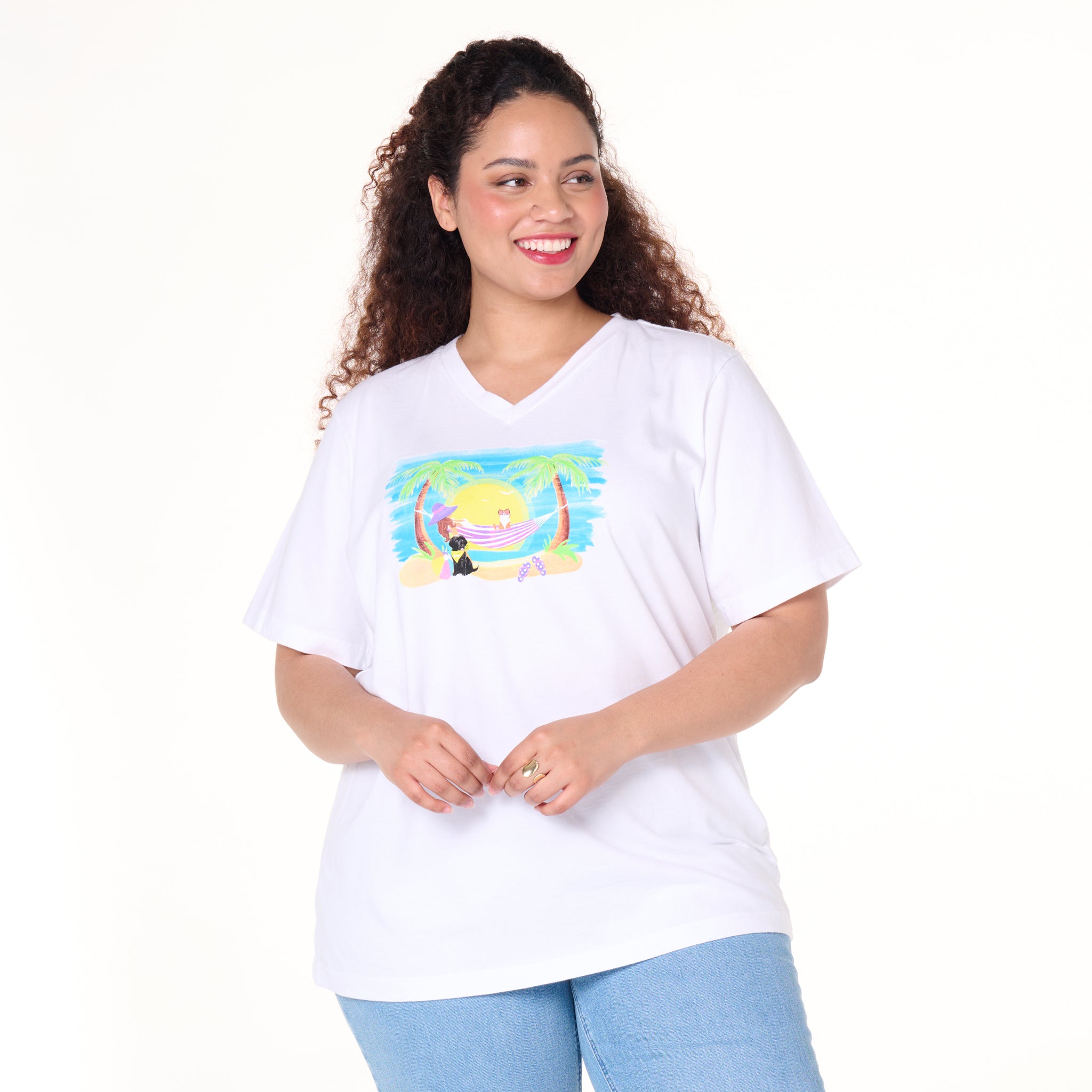 Beach Friends V-Neck T | Plus Size